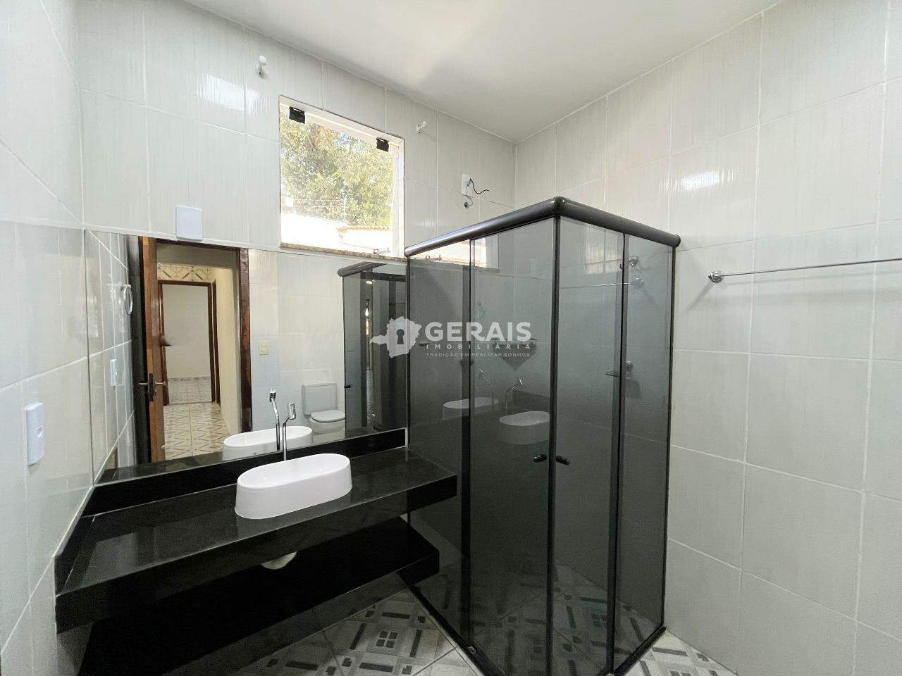 Casa à venda no SANTA TEREZA: 09- BANHO SOCIAL 01