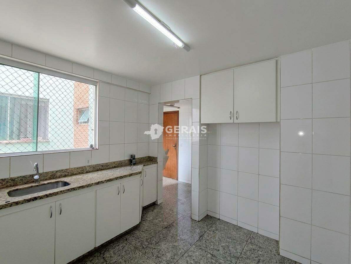 Apartamento à venda no PARQUE JARDIM CAPITÃO SILVA: 04- COZINHA