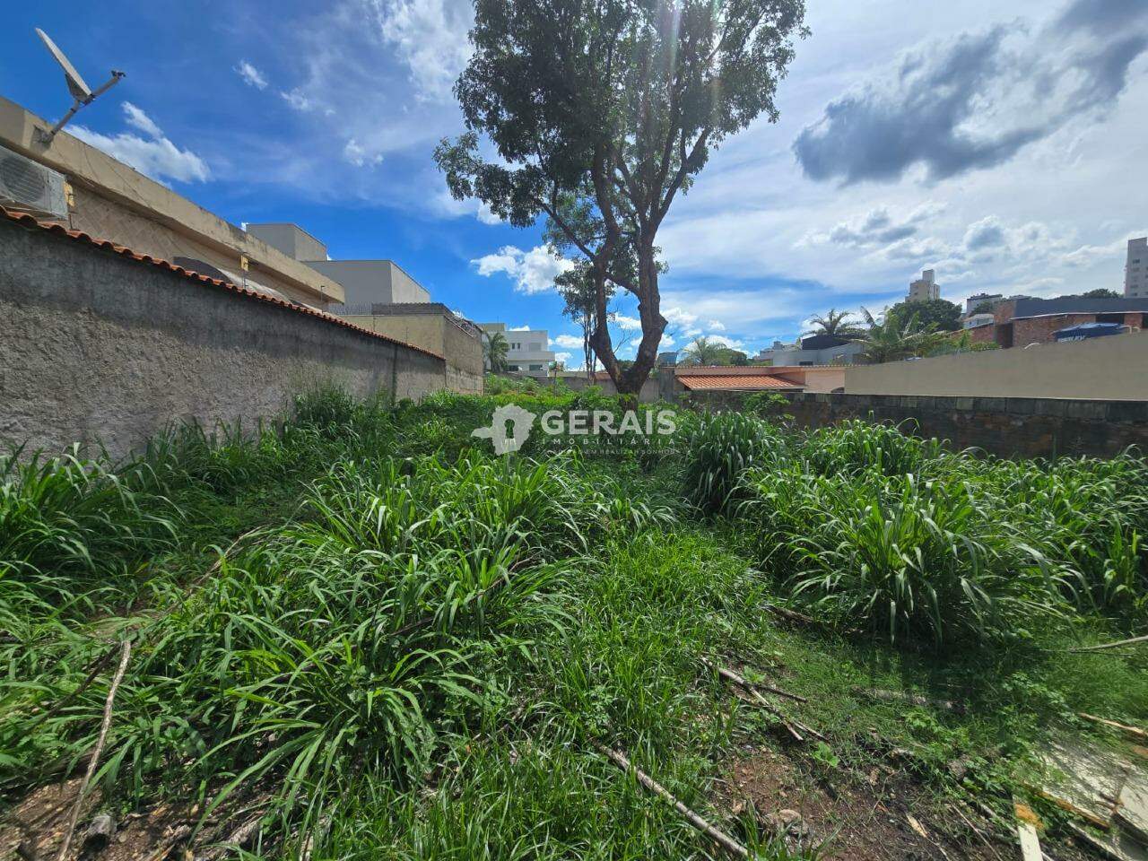 Lote à venda no BELVEDERE: 04- LOTE
