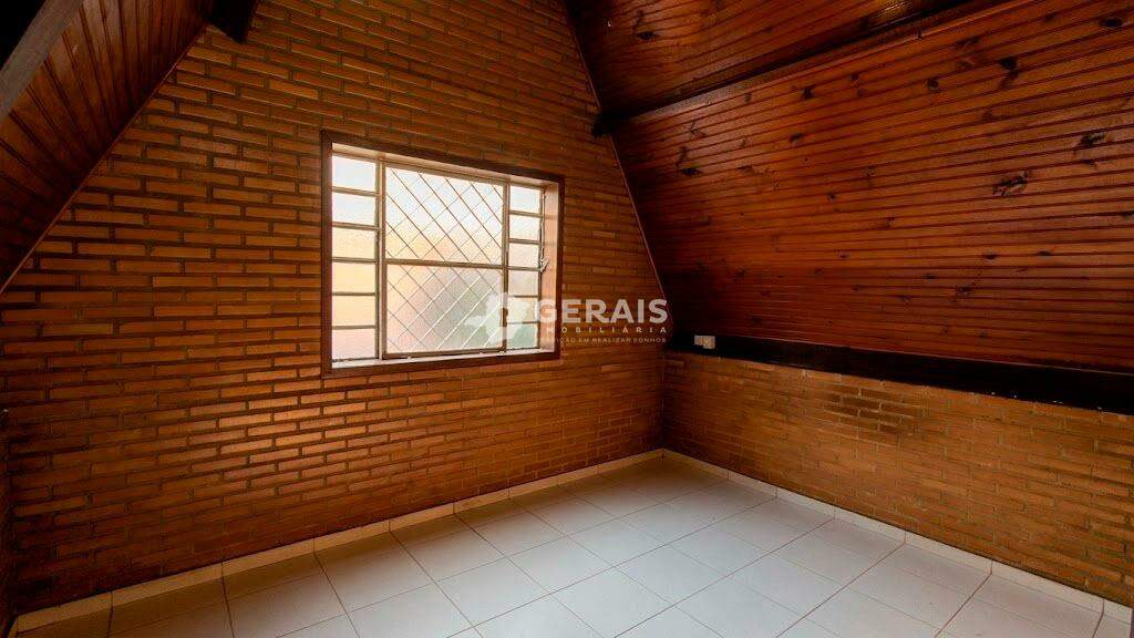 Casa à venda no ESPLANADA: 05- QUARTO 02
