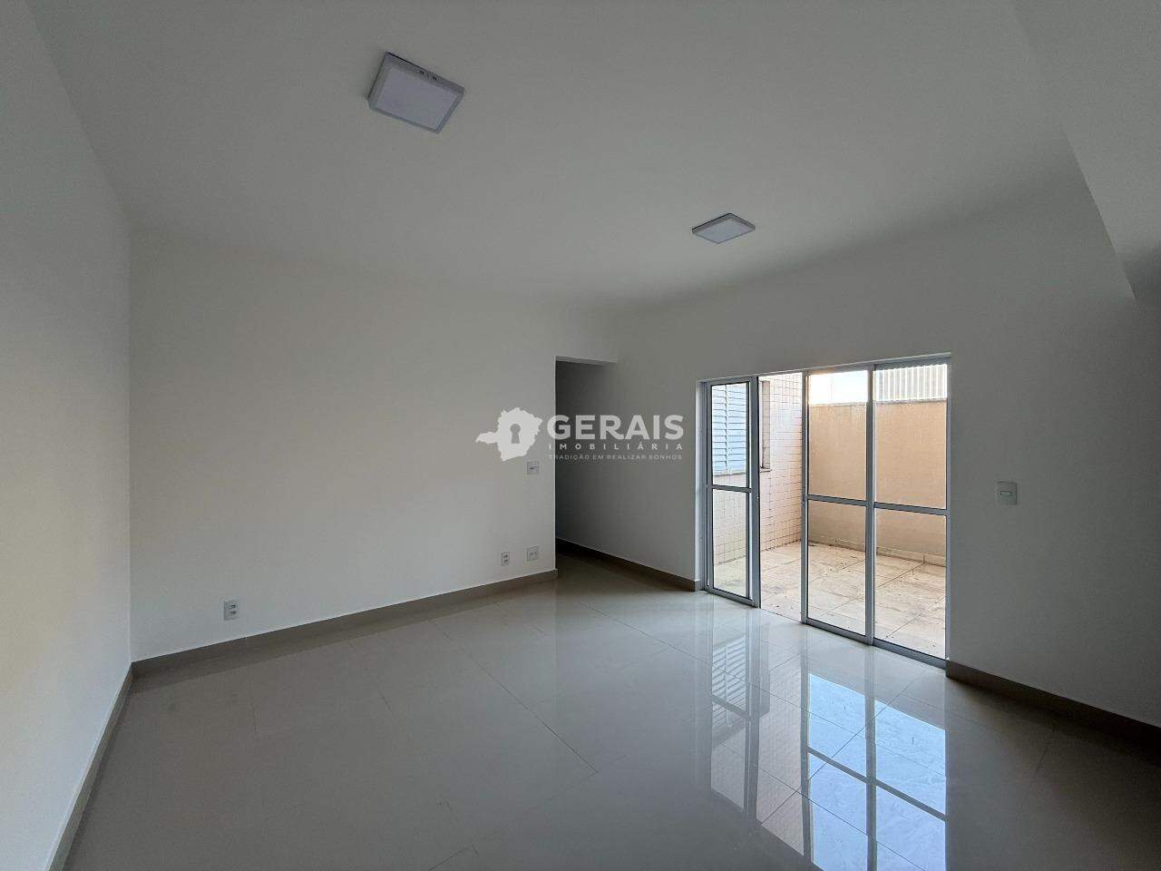 Apartamento para aluguel no CENTRO: 04- SALA