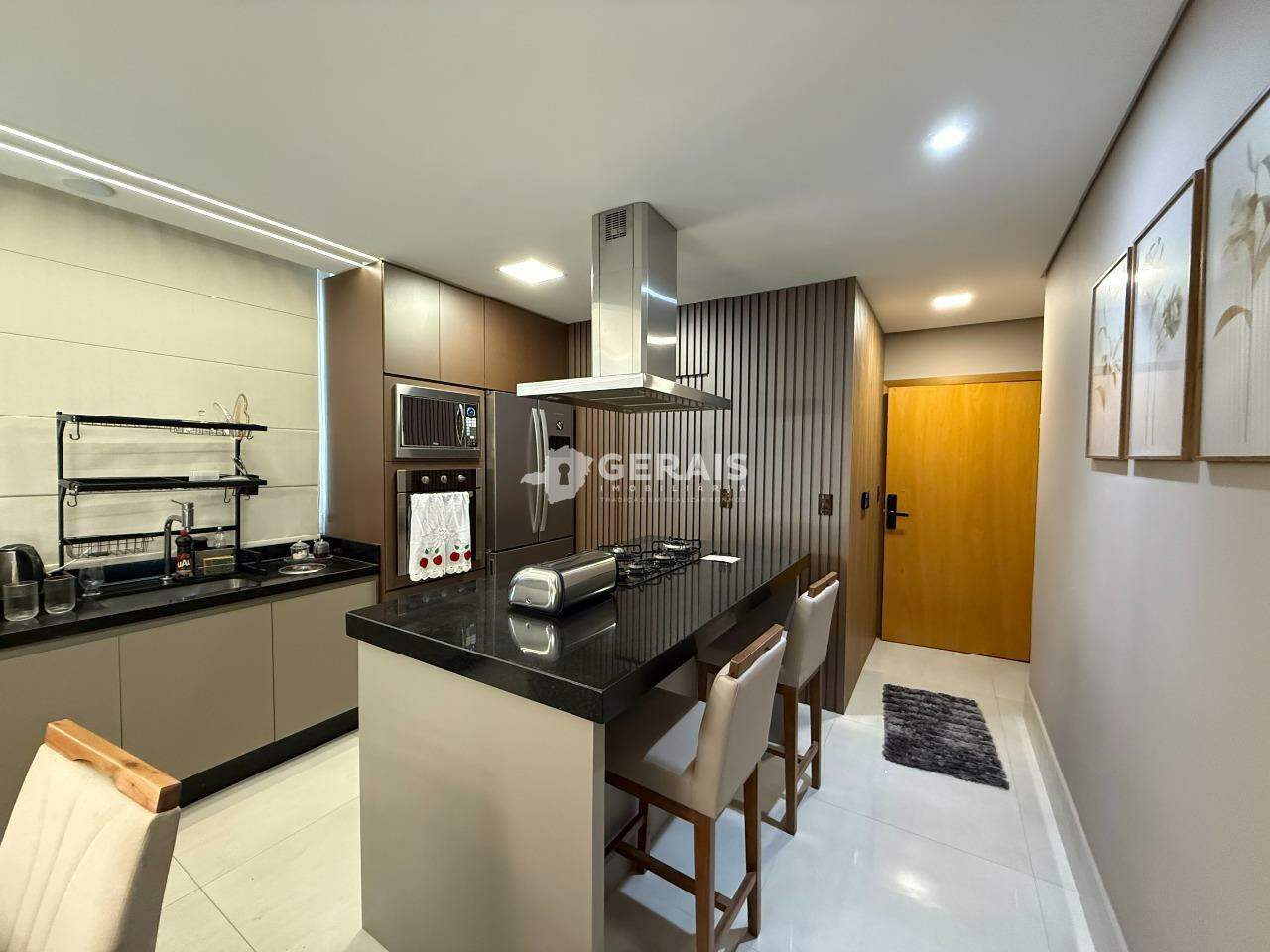 Apartamento para aluguel no CENTRO: 05- COZINHA