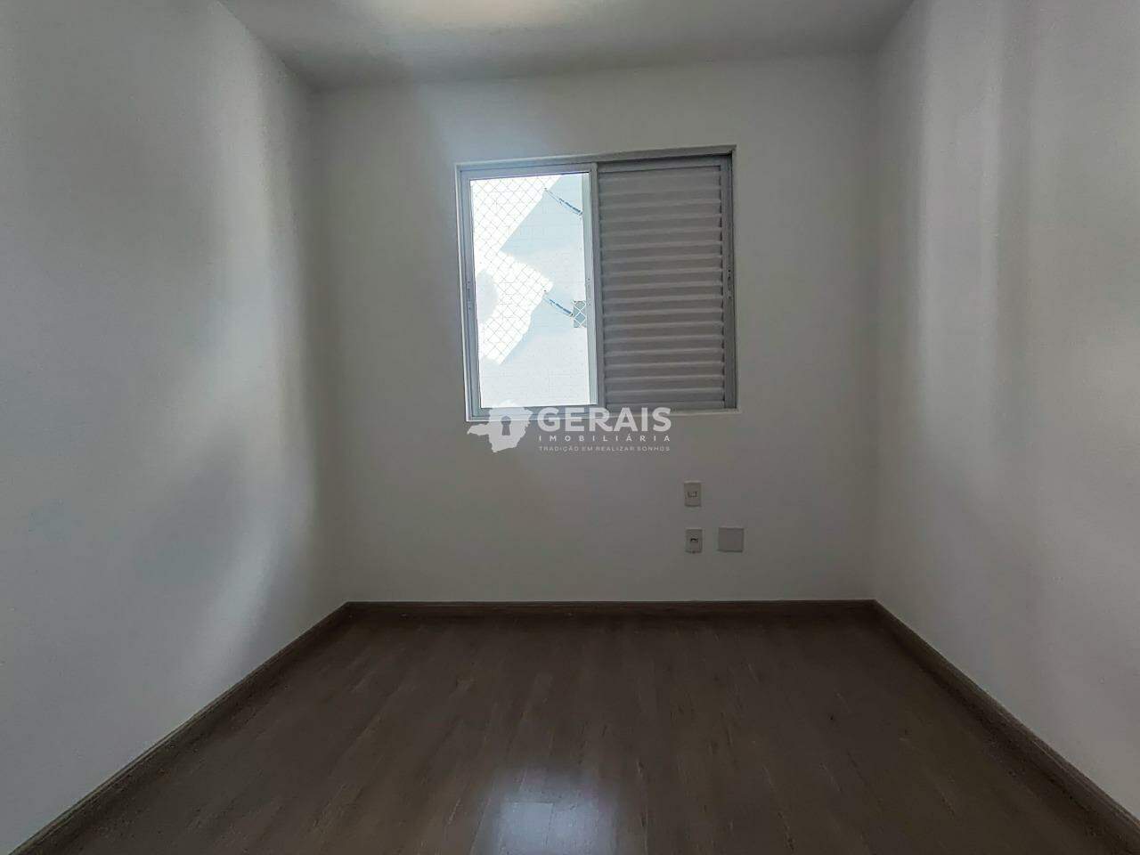 Apartamento para aluguel no AFONSO PENA: 07- QUARTO 01