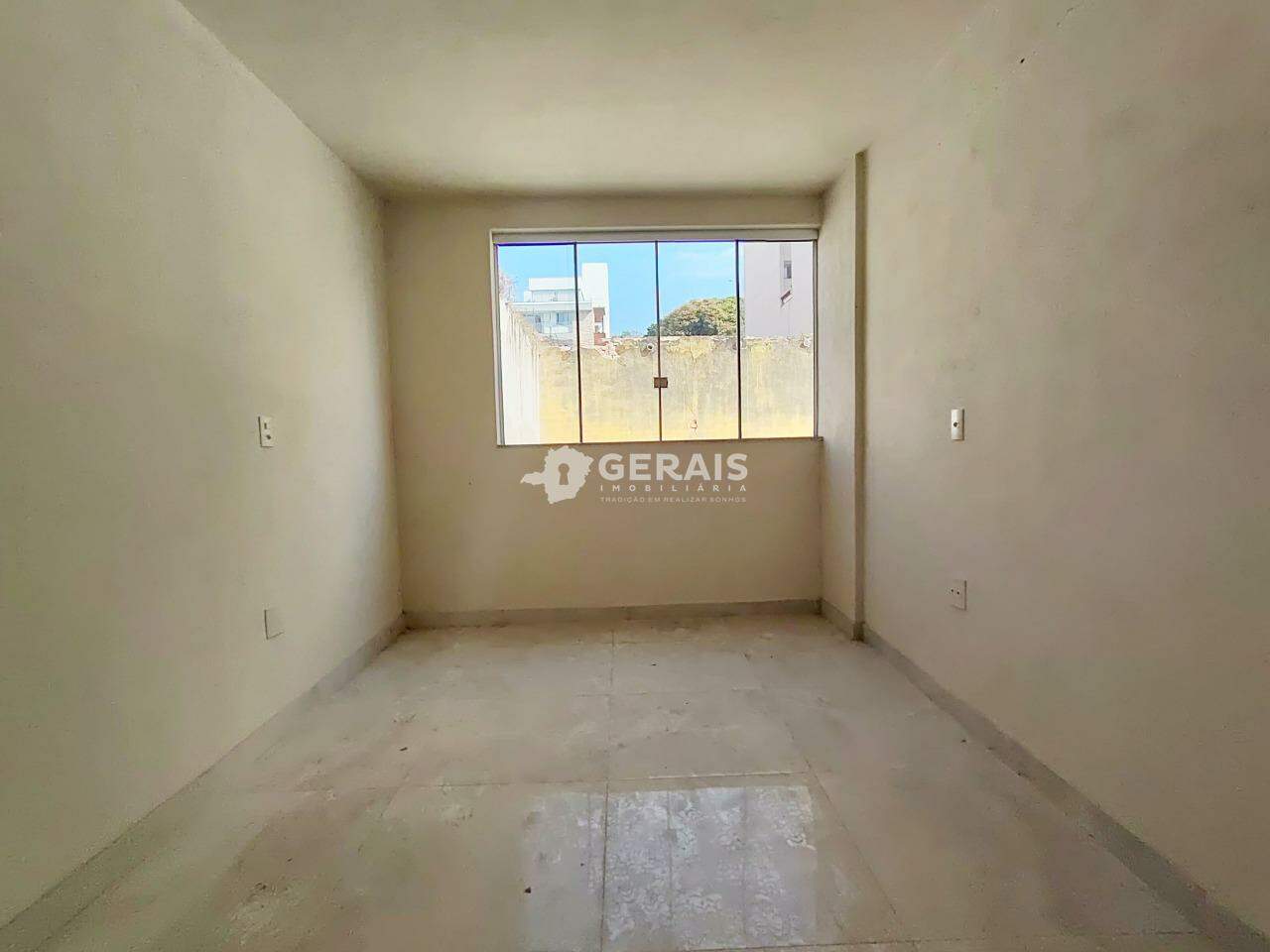 Apartamento para aluguel no CATALÃO: 06- QUARTO SUÍTE