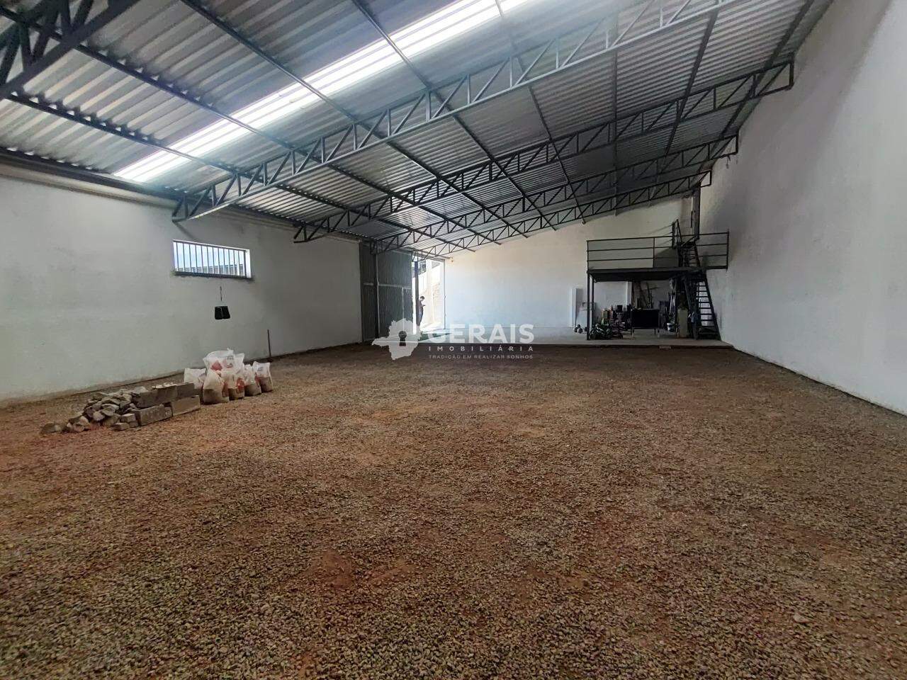 Galpão para aluguel no SÃO JOSÉ: 06- GALPÃO