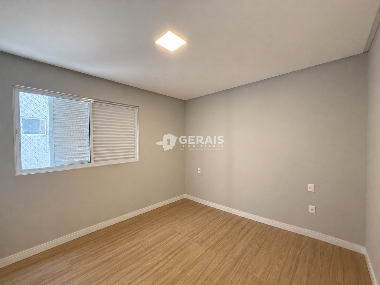 Apartamento para aluguel no SANTO ANTÔNIO: 06- QUARTO SUITE 01