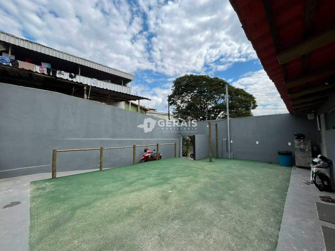 Quadra à venda no INTERLAGOS: 04- ÁREA DE LAZER