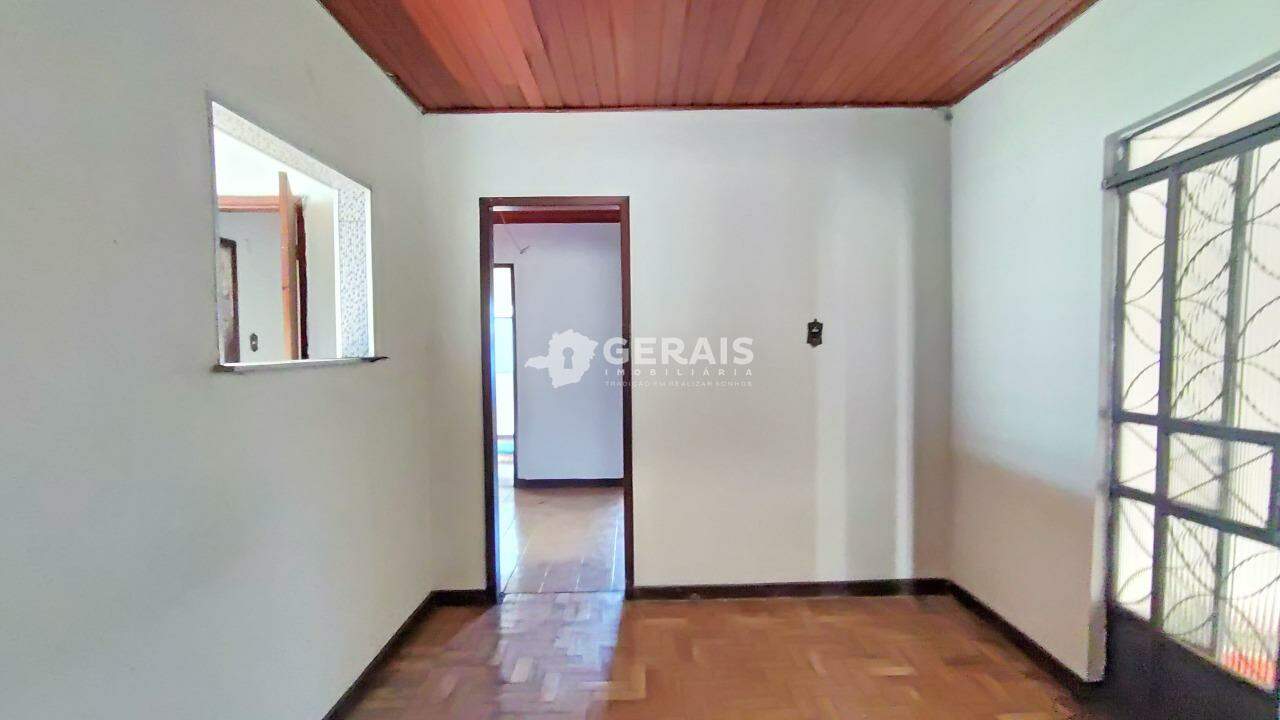 Casa para aluguel no PORTO VELHO: 03 - SALA