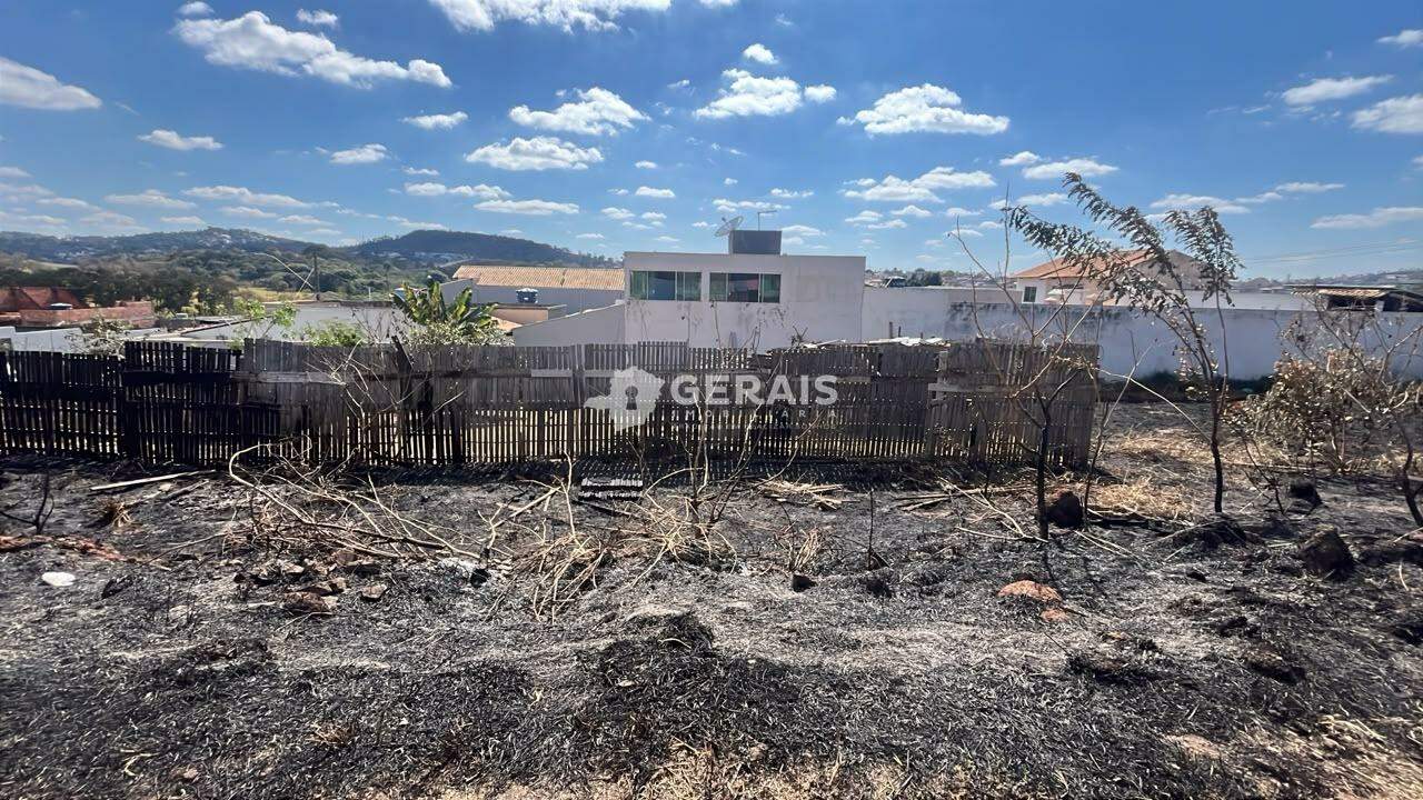 Lote à venda no ORION: 02- LOTE