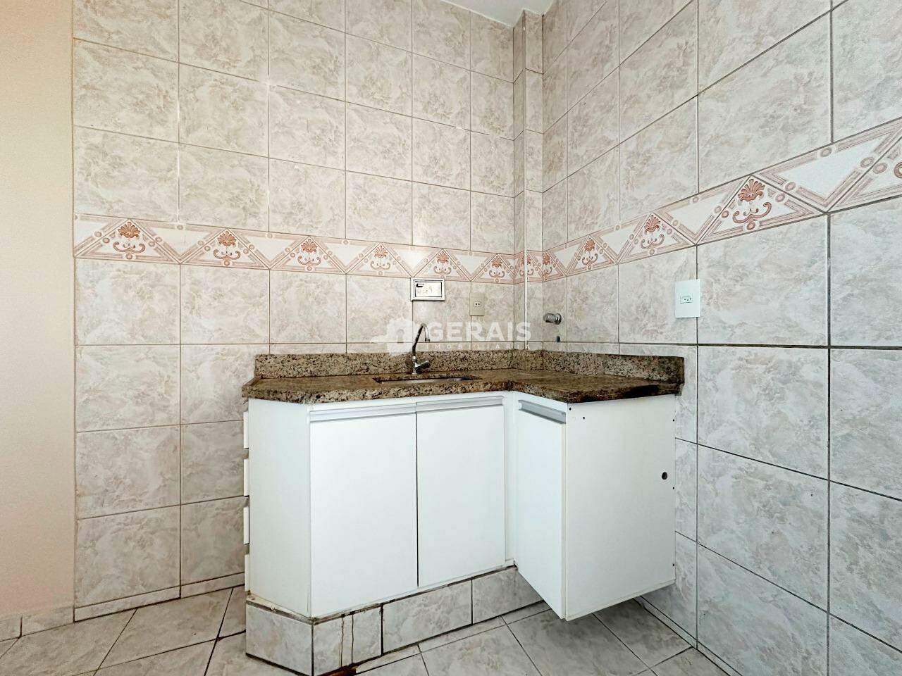 Apartamento à venda no CENTRO: 05 - COZINHA