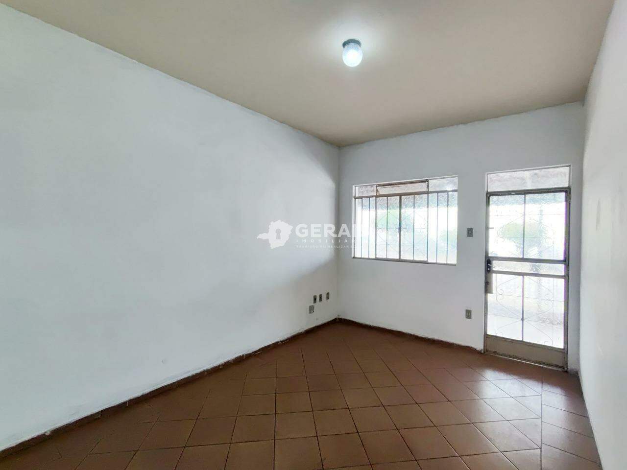 Casa para aluguel no VILA ROMANA: 03 - SALA