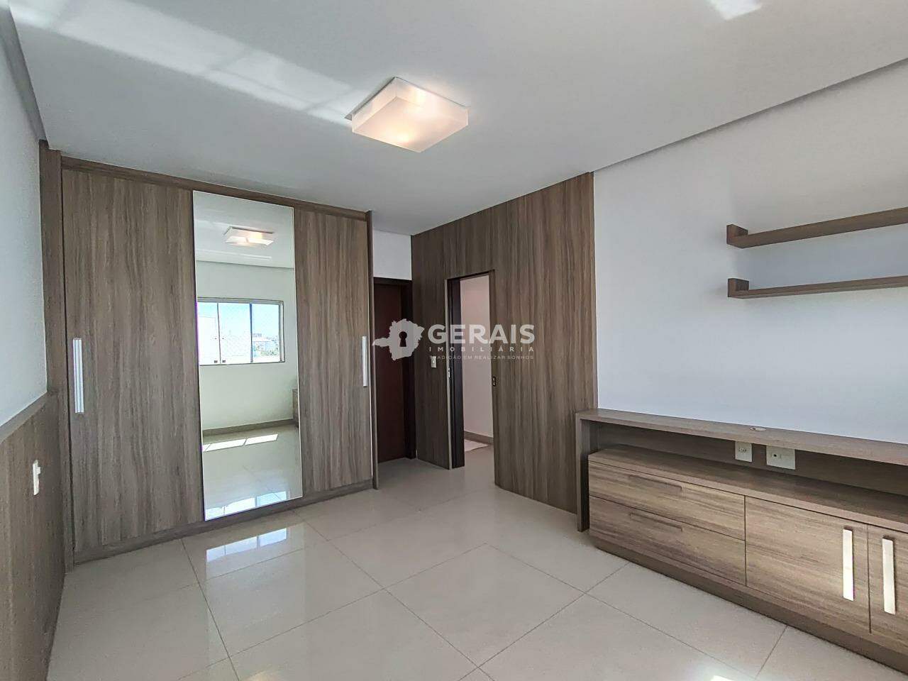 Apartamento para aluguel no MANOEL VALINHAS: 06- QUARTO SUÍTE