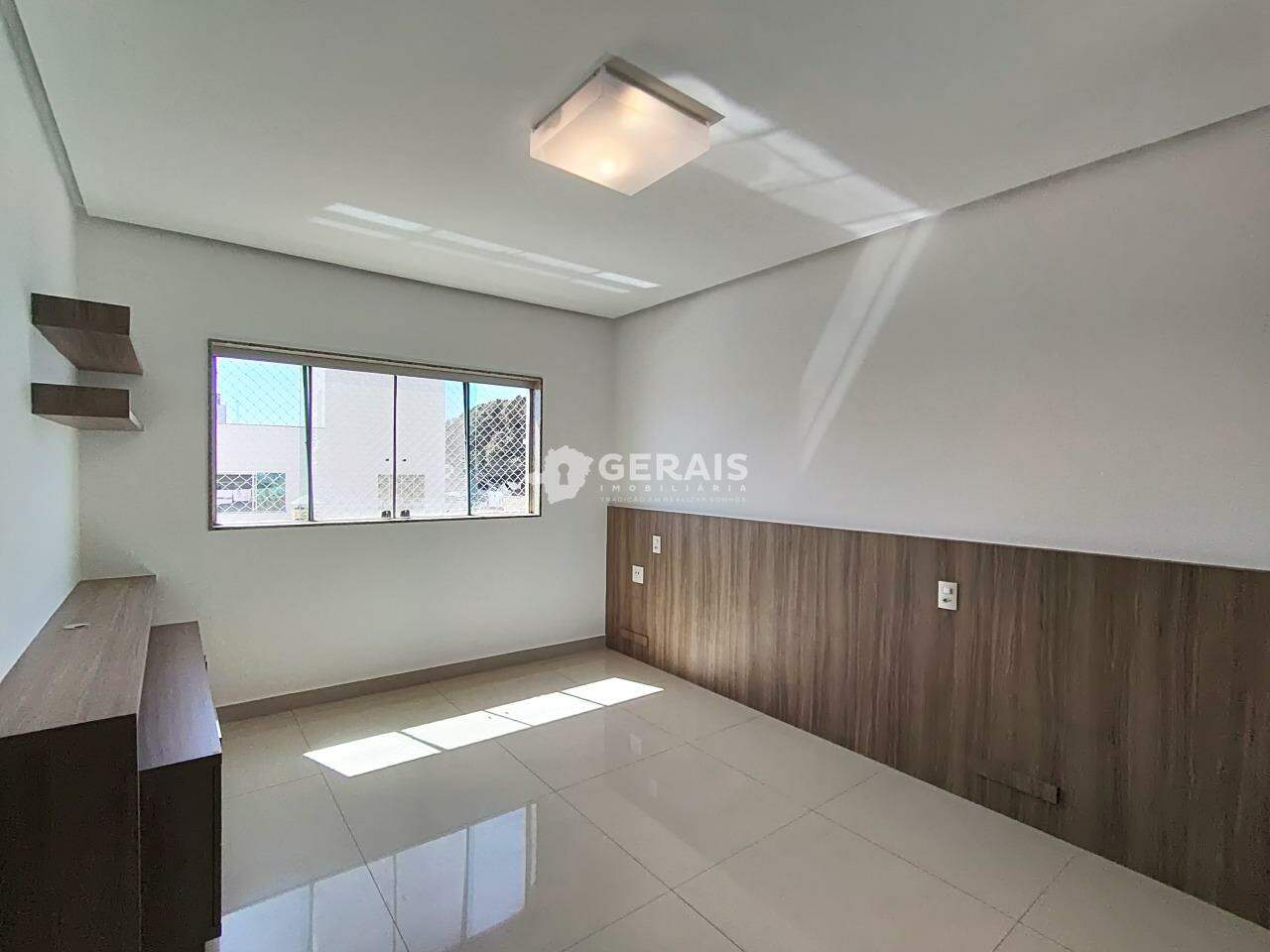 Apartamento para aluguel no MANOEL VALINHAS: 05- QUARTO SUÍTE