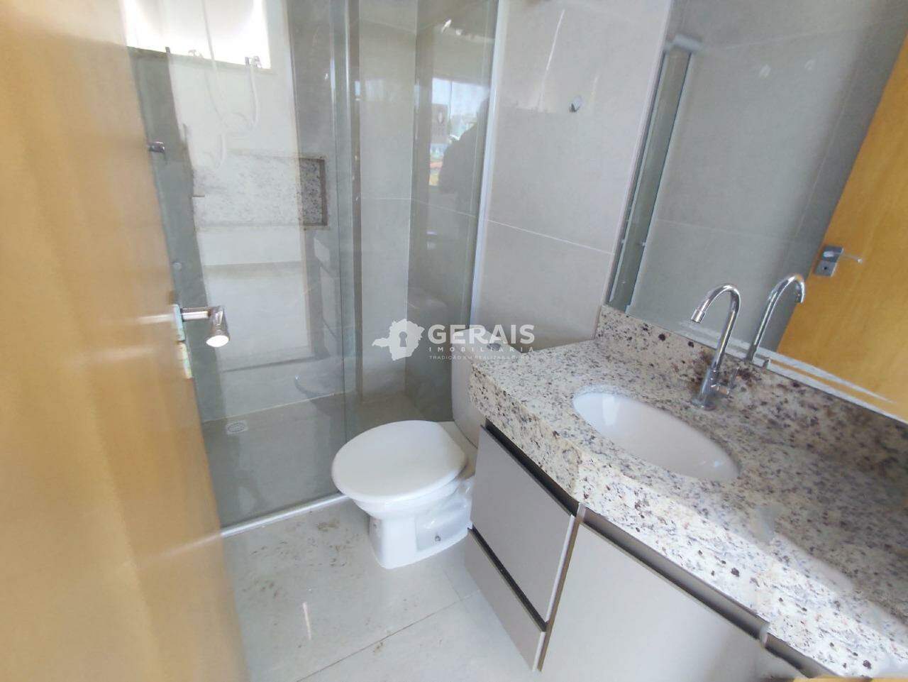 Apartamento à venda no CHANADOUR: 06- BANHO SUÍTE