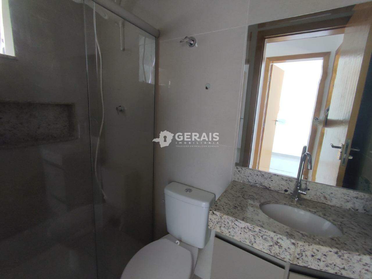 Apartamento à venda no CHANADOUR: 07- BANHO SOCIAL
