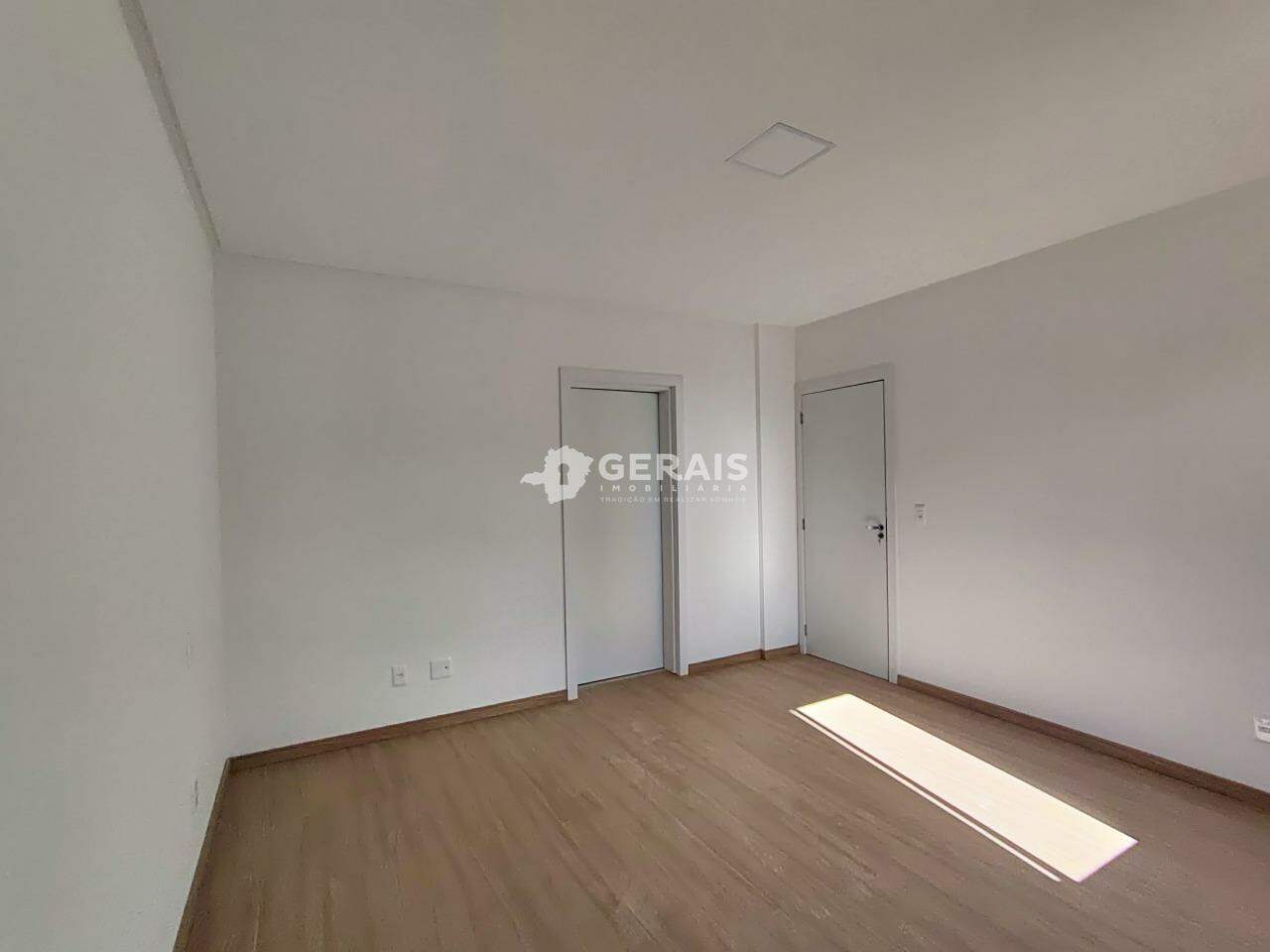 Apartamento para aluguel no SANTA CLARA: 07- QUARTO SUÍTE