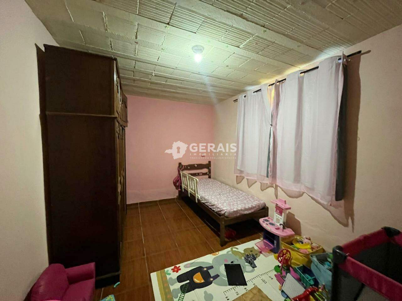 Casa à venda no DANILO PASSOS: 06- QUARTO 01