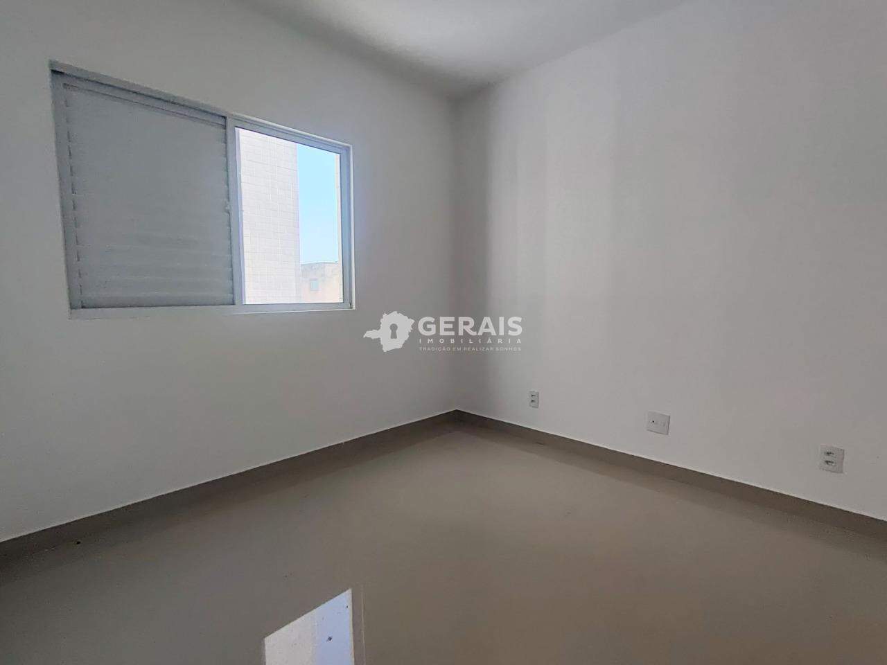Apartamento para aluguel no CENTRO: 05- QUARTO 01