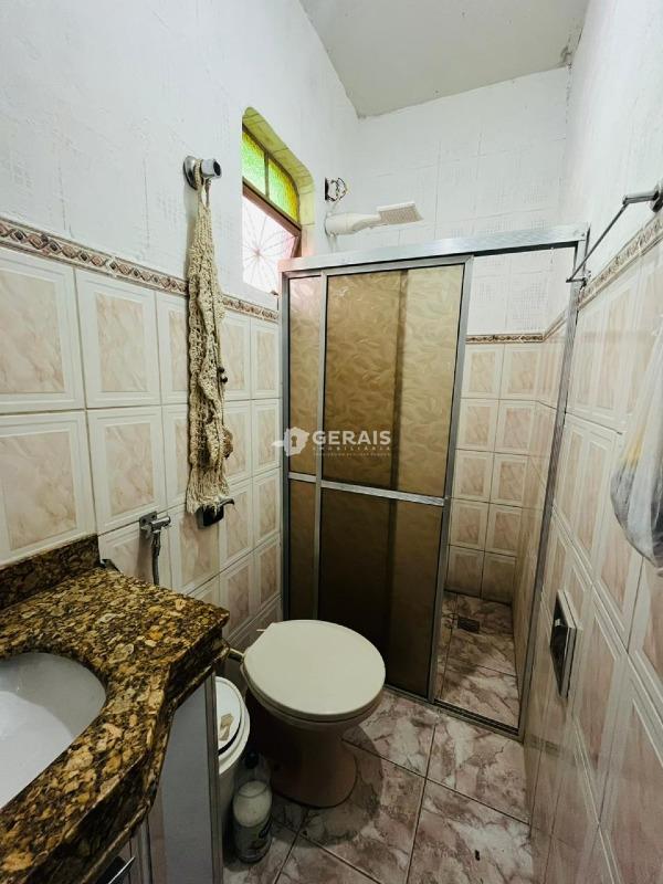 Casa à venda no PLANALTO: 07- BANHO SUÍTE