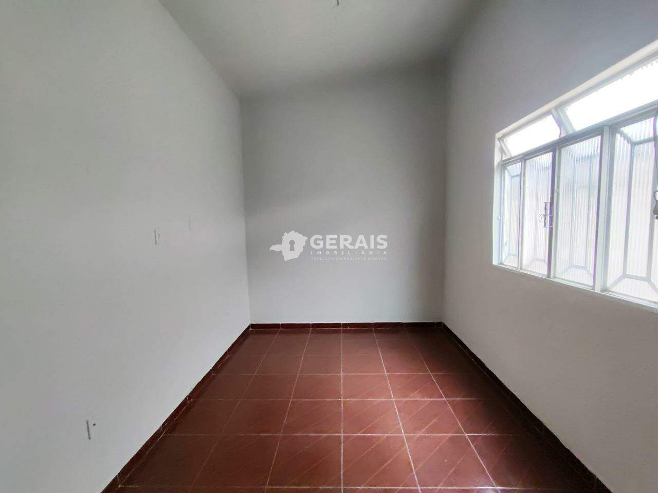 Casa para aluguel no CENTRO: 06- QUARTO 02