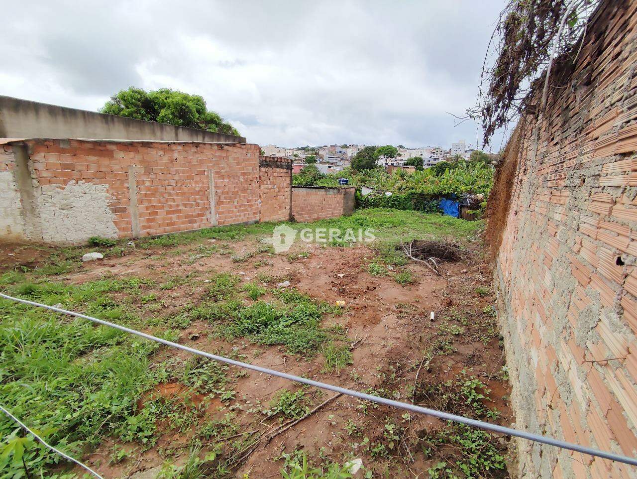 Lote à venda no SANTA ROSA: 04 - LOTE