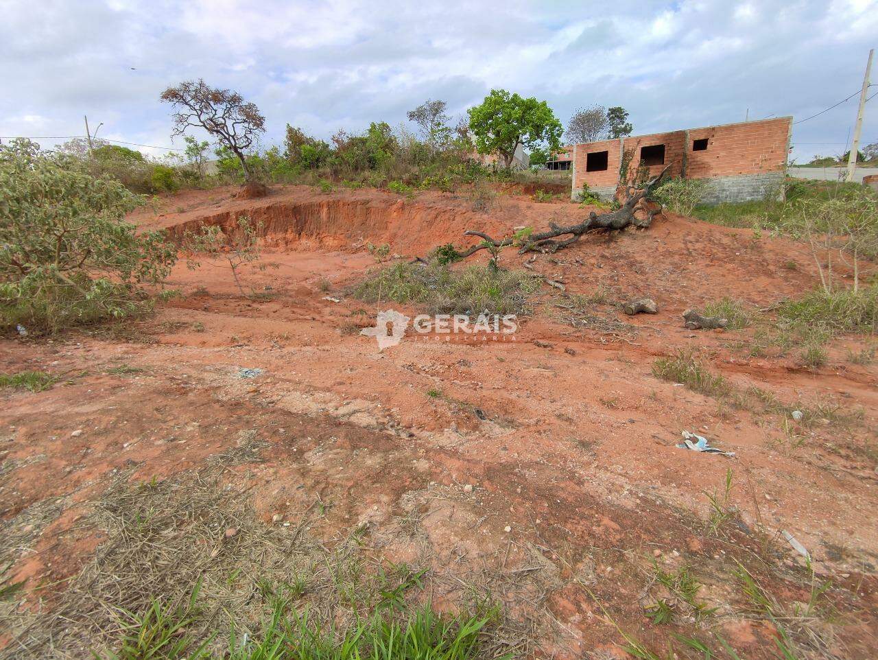 Lote à venda no CAMPINA VERDE: 03- LOTE