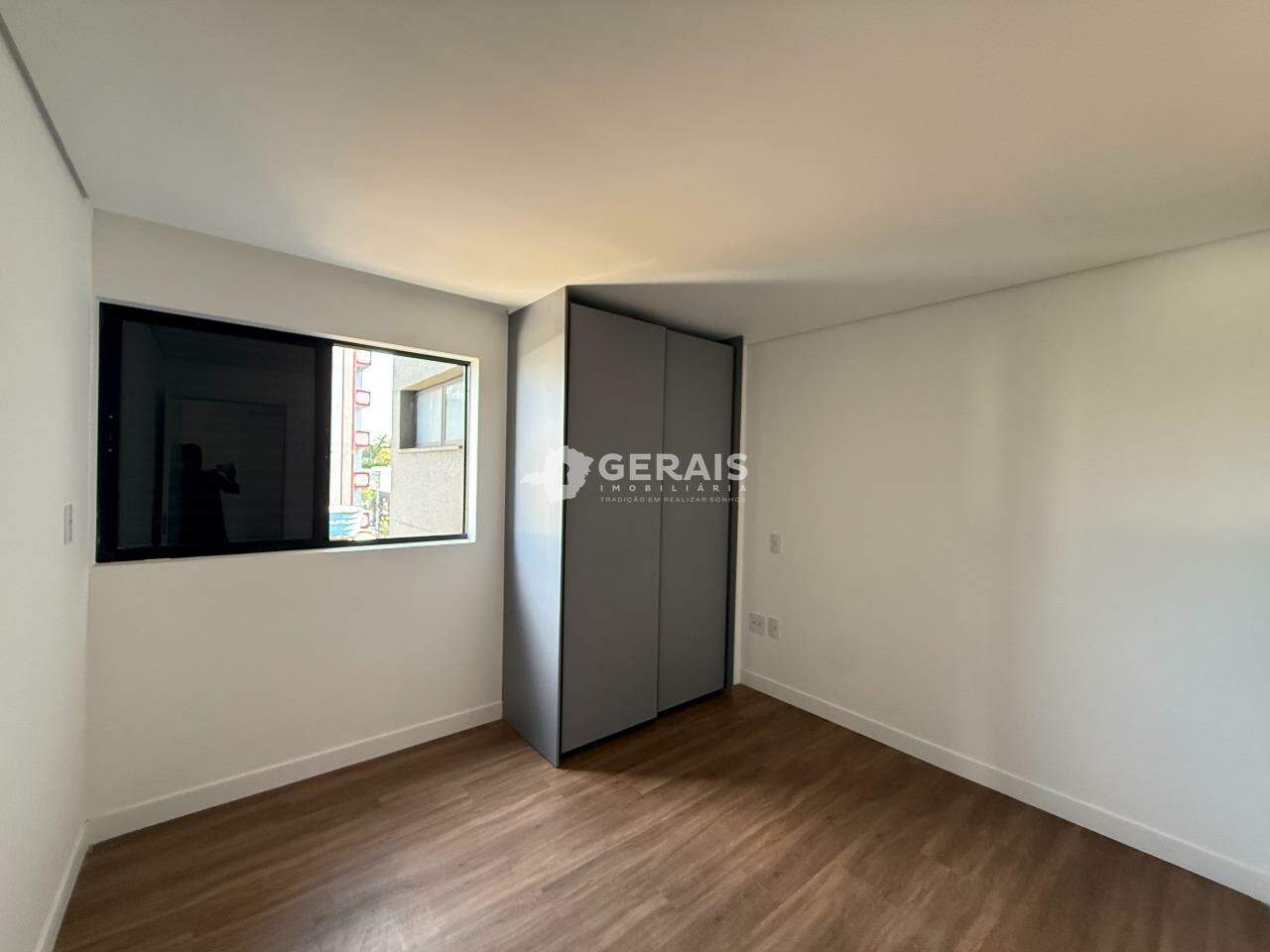 Apartamento à venda no CENTRO: 07- QUARTO 01