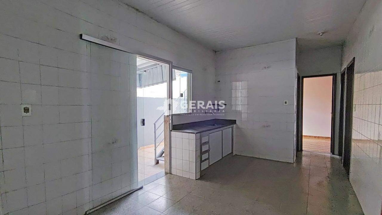 Casa para aluguel no CATALÃO: 09- COZINHA