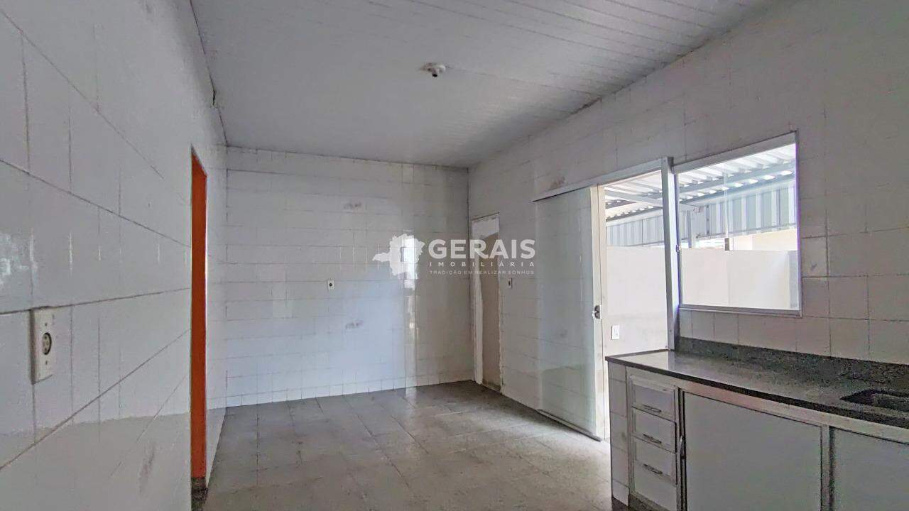Casa para aluguel no CATALÃO: 08- COZINHA