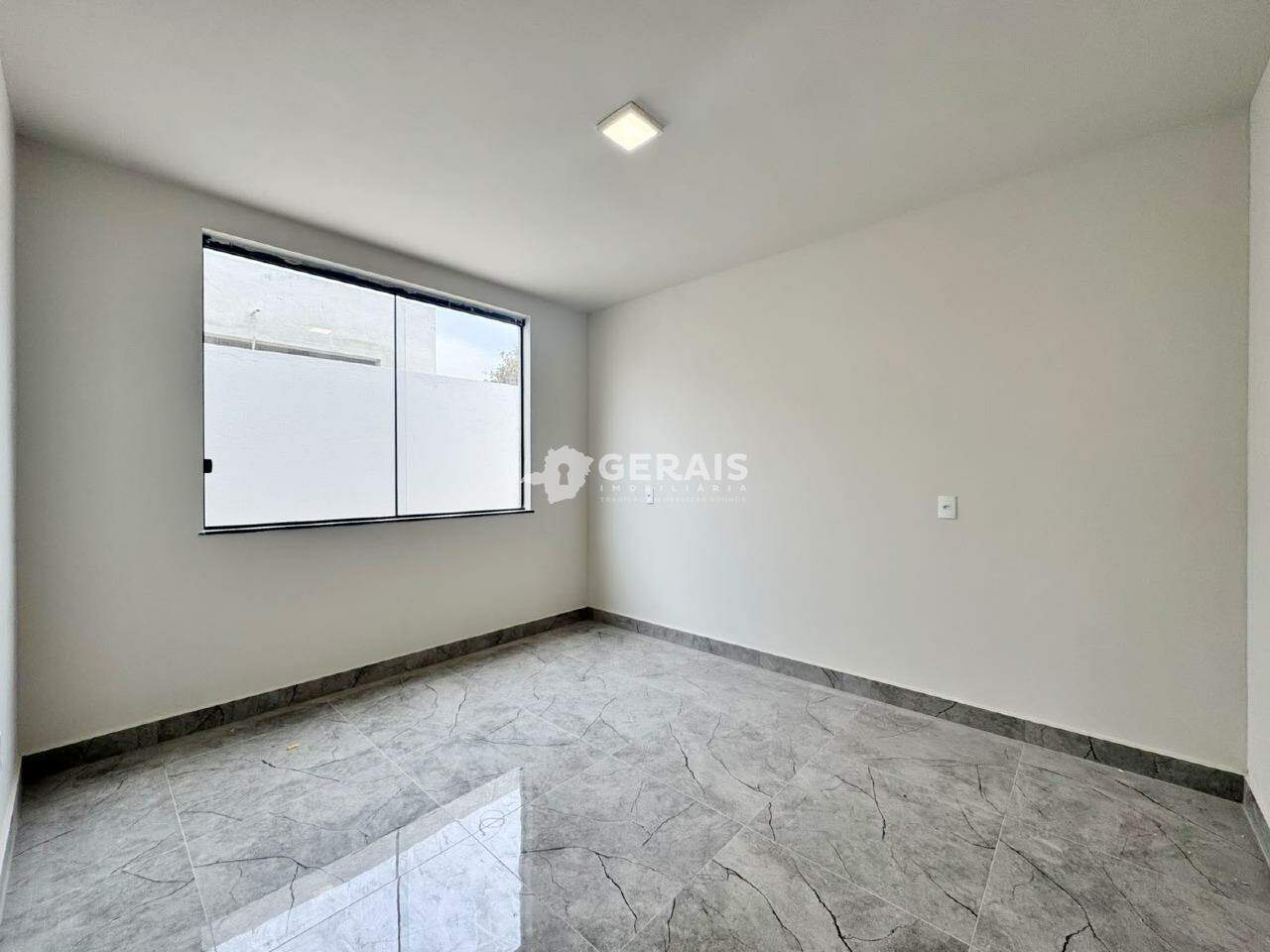 Casa à venda no JARDINOPOLIS: 06- QUARTO 02