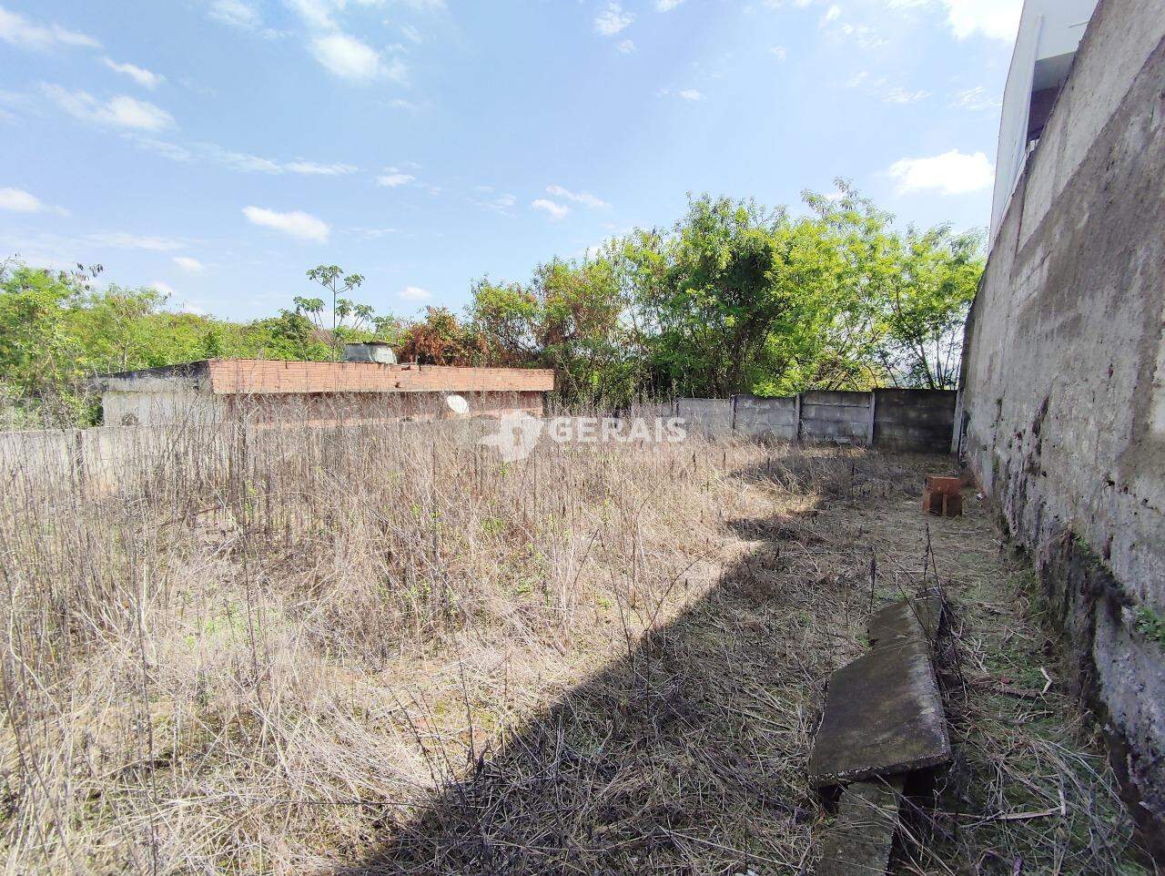 Lote à venda no CIDADE JARDIM: 03 - LOTE