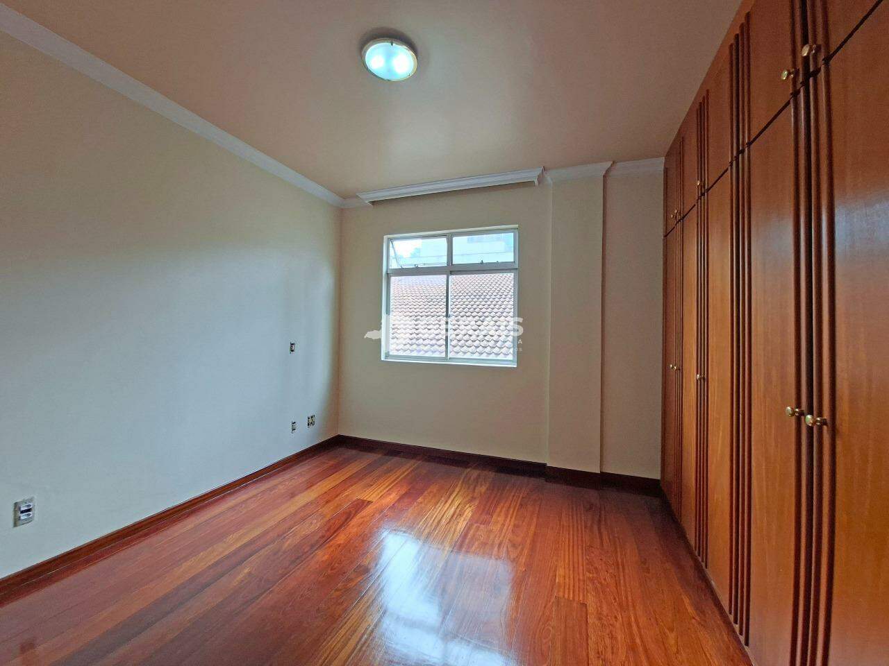 Apartamento para aluguel no CENTRO: 06- QUARTO 01