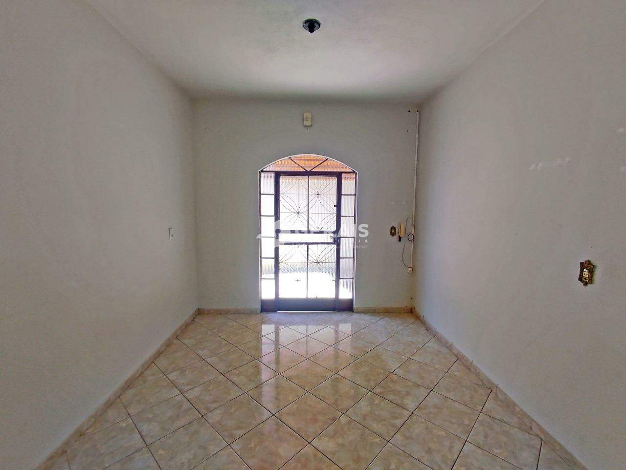 Casa à venda no SÃO ROQUE: 03 - SALA