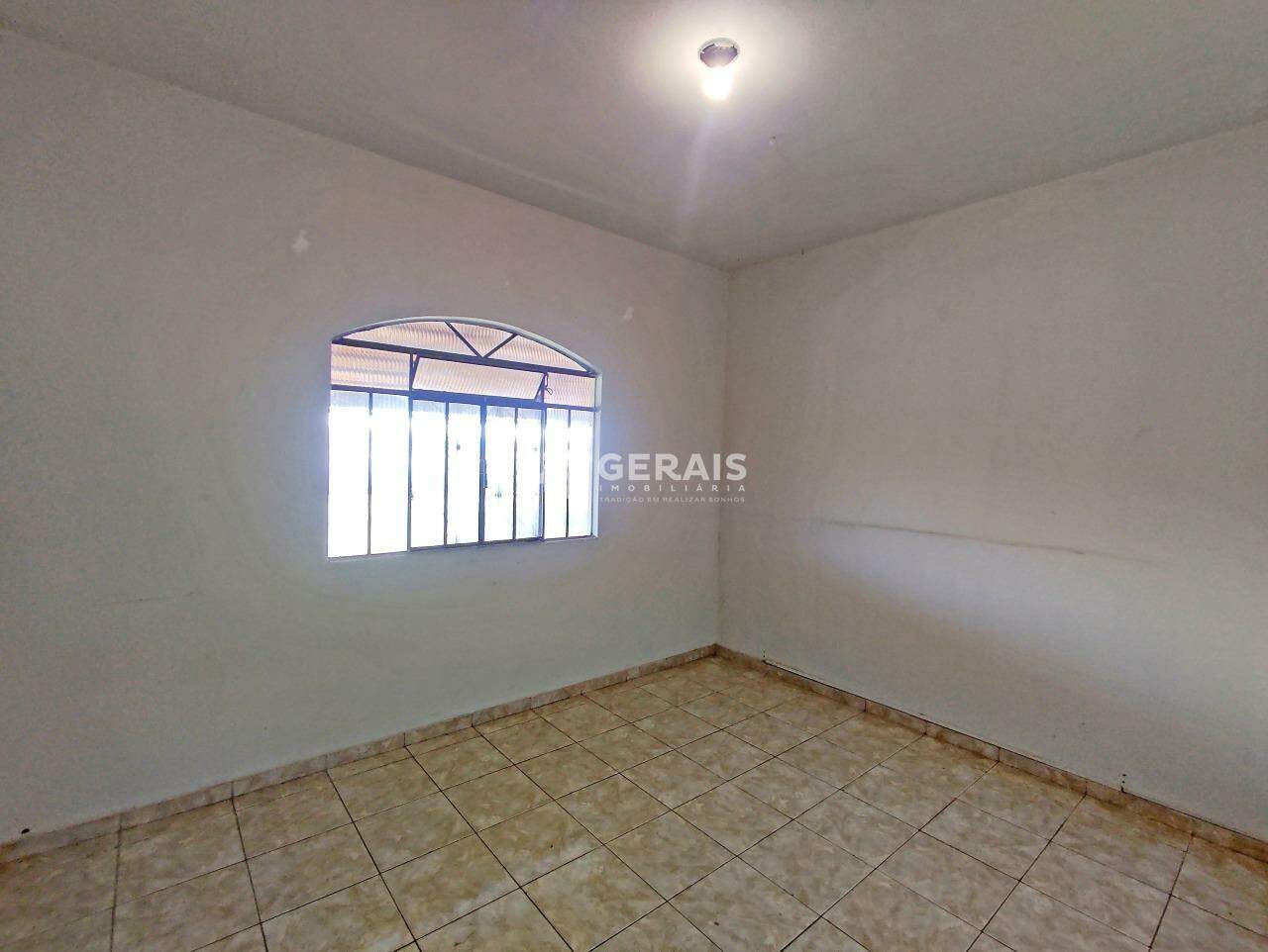 Casa à venda no SÃO ROQUE: 04 - QUARTO 01