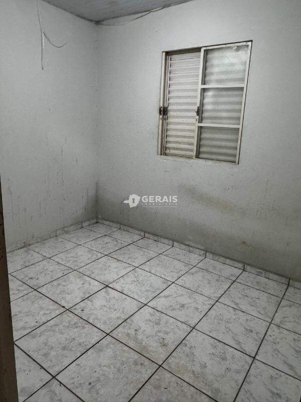Casa à venda no QUINTA DAS PALMEIRAS: 06 - QUARTO 02