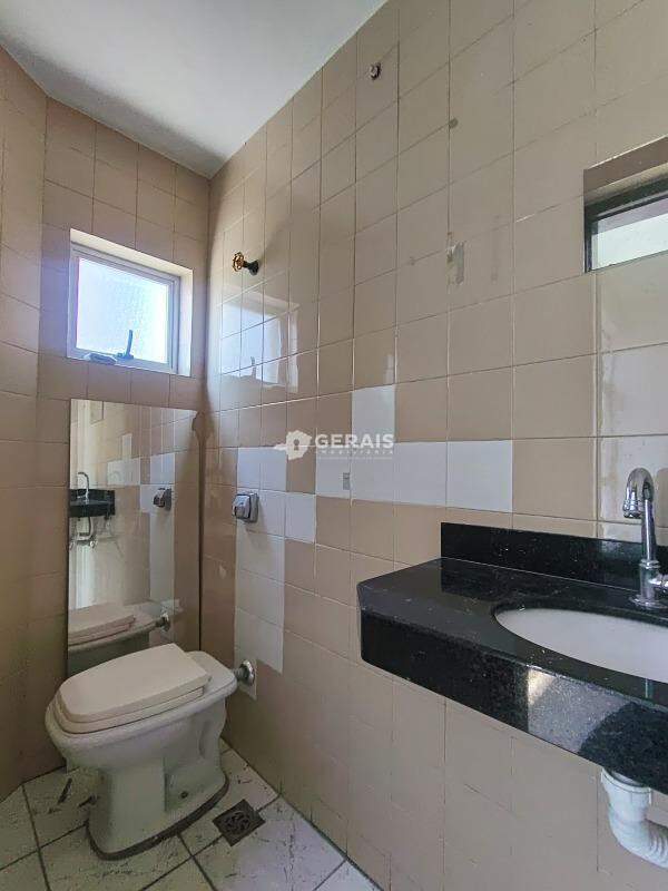 Sala para aluguel no CENTRO: 09 - BANHEIRO