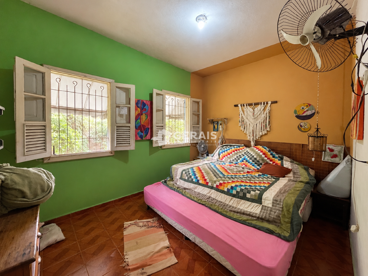Casa à venda no SANTA ROSA: 06 - QUARTO 01