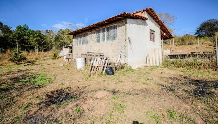 Chácara à venda no COMUNIDADE DO INHAME: 02- FACHADA INTERNA