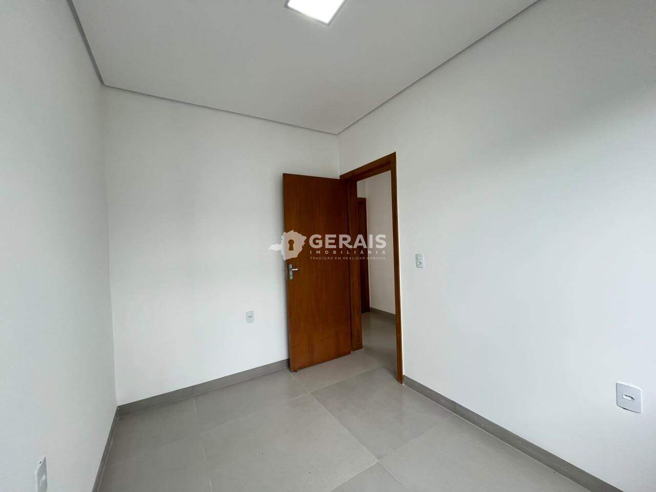 Casa à venda no SÃO ROQUE: 08- QUARTO 02