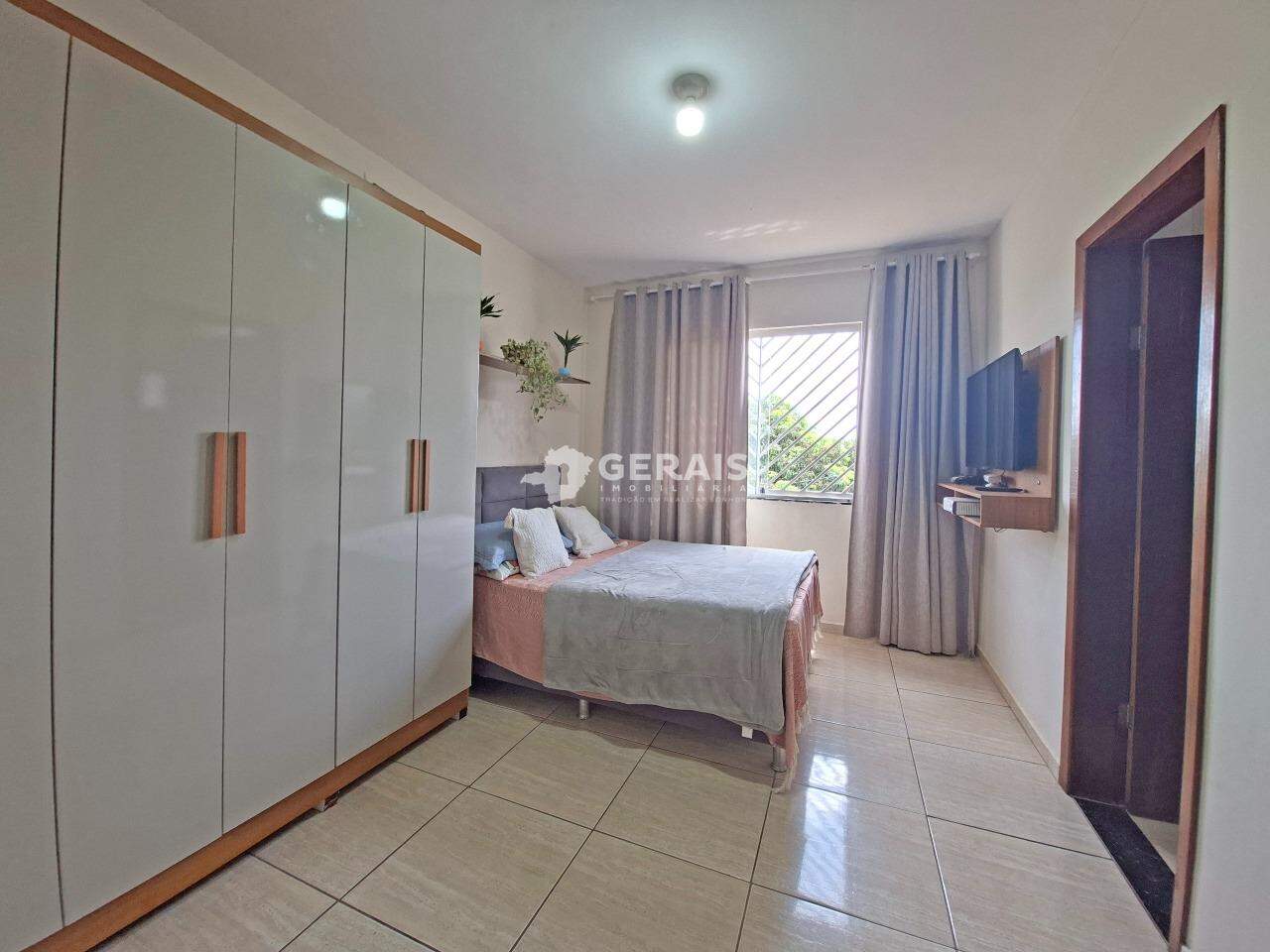 Apartamento para aluguel no INTERLAGOS: 09- QUARTO SUÍTE