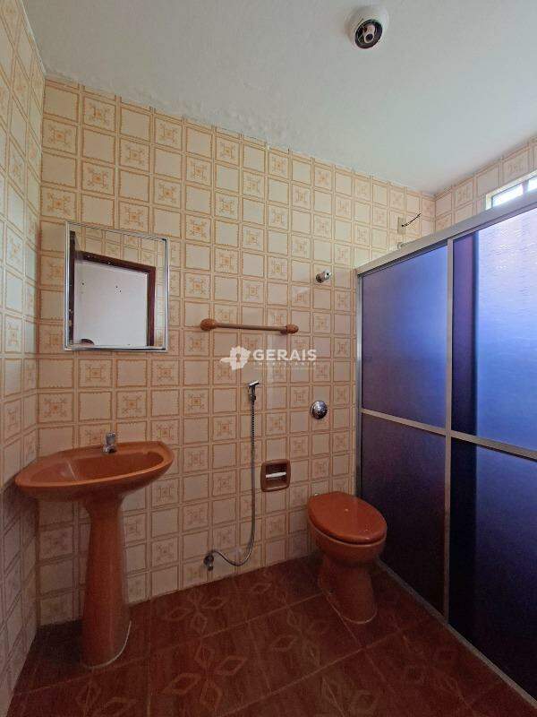 Casa para aluguel no PORTO VELHO: 08- BANHO SUÍTE 