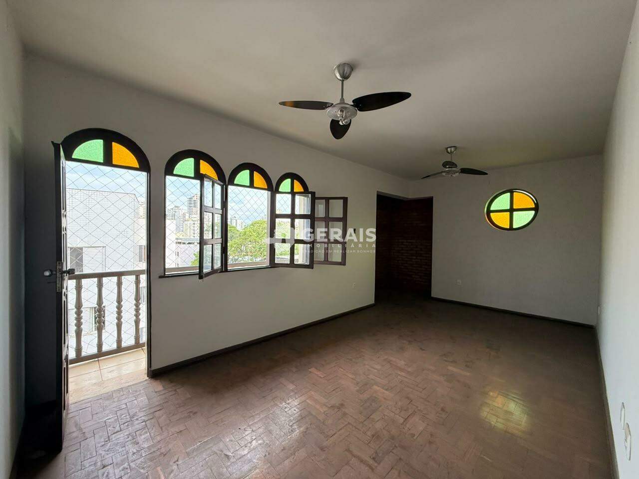 Apartamento à venda no SIDIL: 05- SALA 