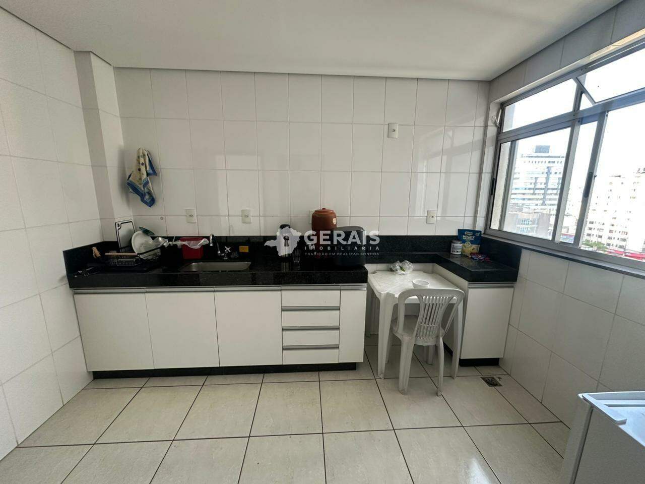 Apartamento à venda no CENTRO: 06- COZINHA