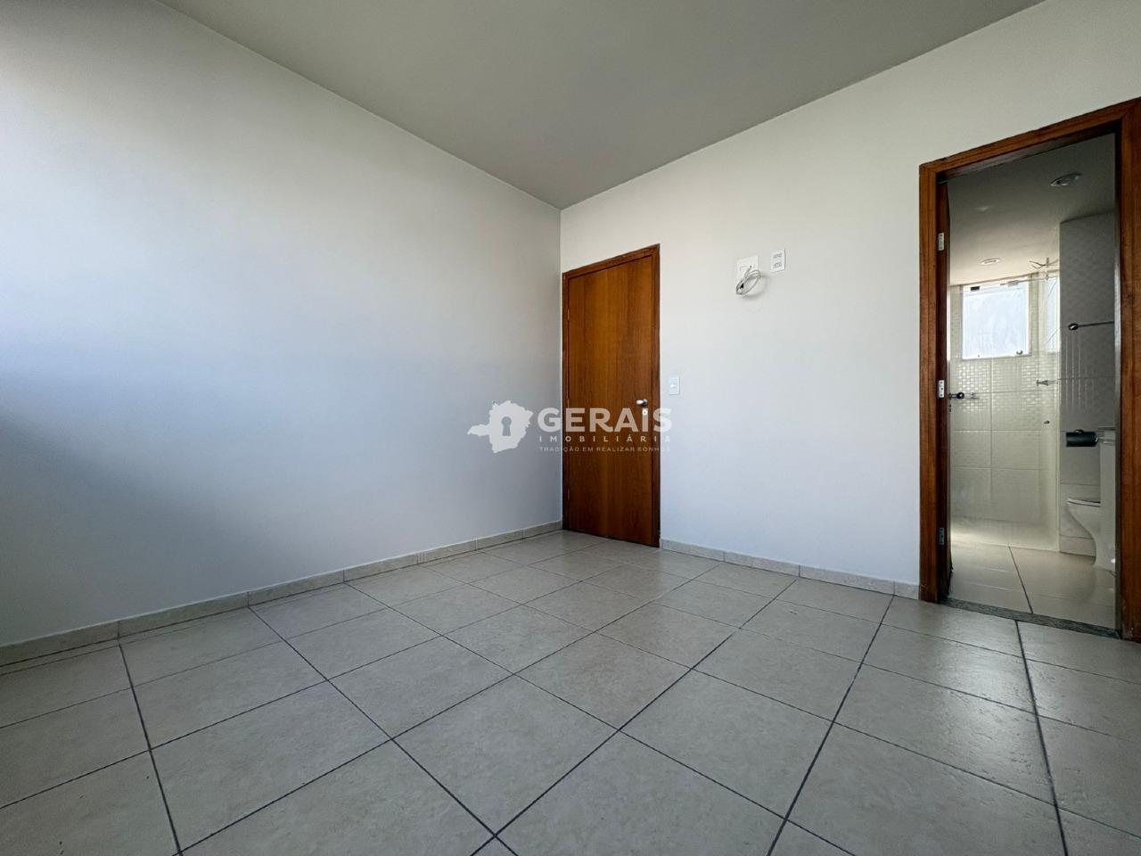 Apartamento para aluguel no CENTRO: 09- QUARTO SUÍTE