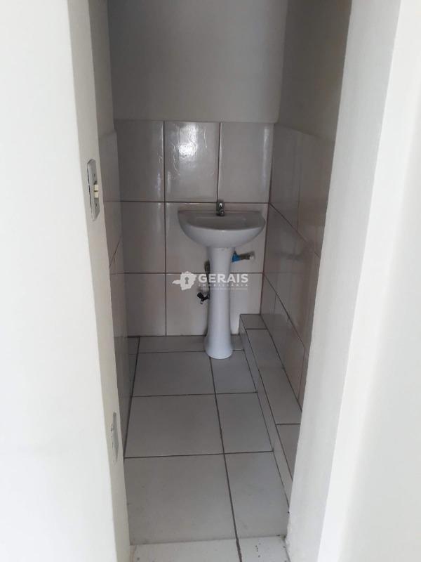 Loja para aluguel no CATALÃO: 06 - BANHEIRO