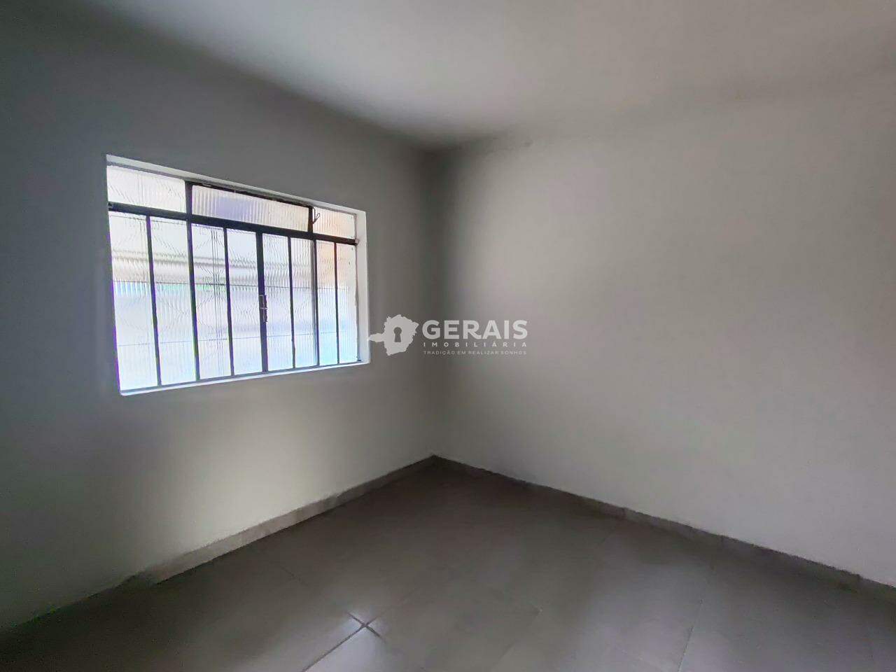 Casa para aluguel no SÃO JOSÉ: 05- QUARTO 01