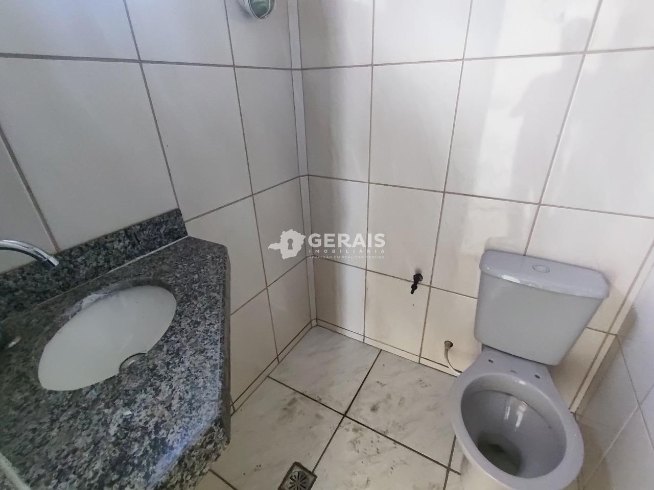 Loja para aluguel no NOSSAS SENHORA DAS GRAÇAS: 08- BANHEIRO 02