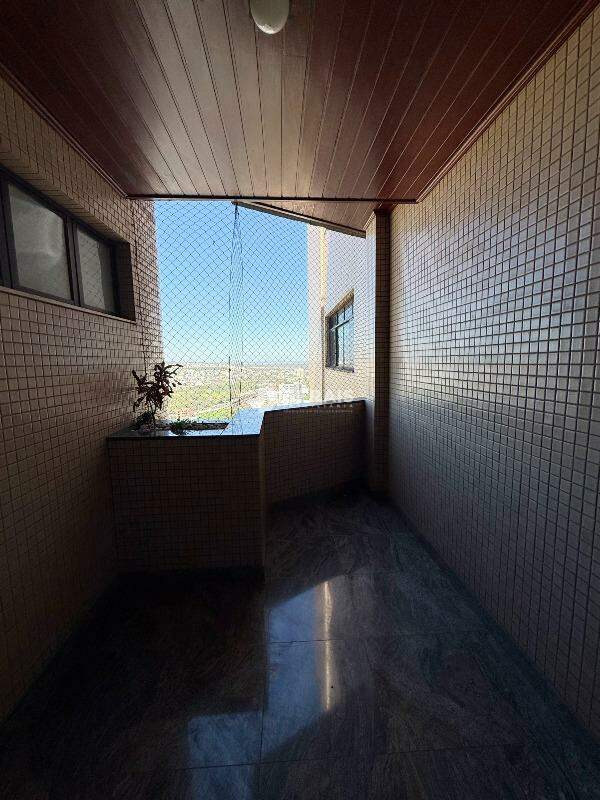 Apartamento para aluguel no CENTRO: 09- SACADA
