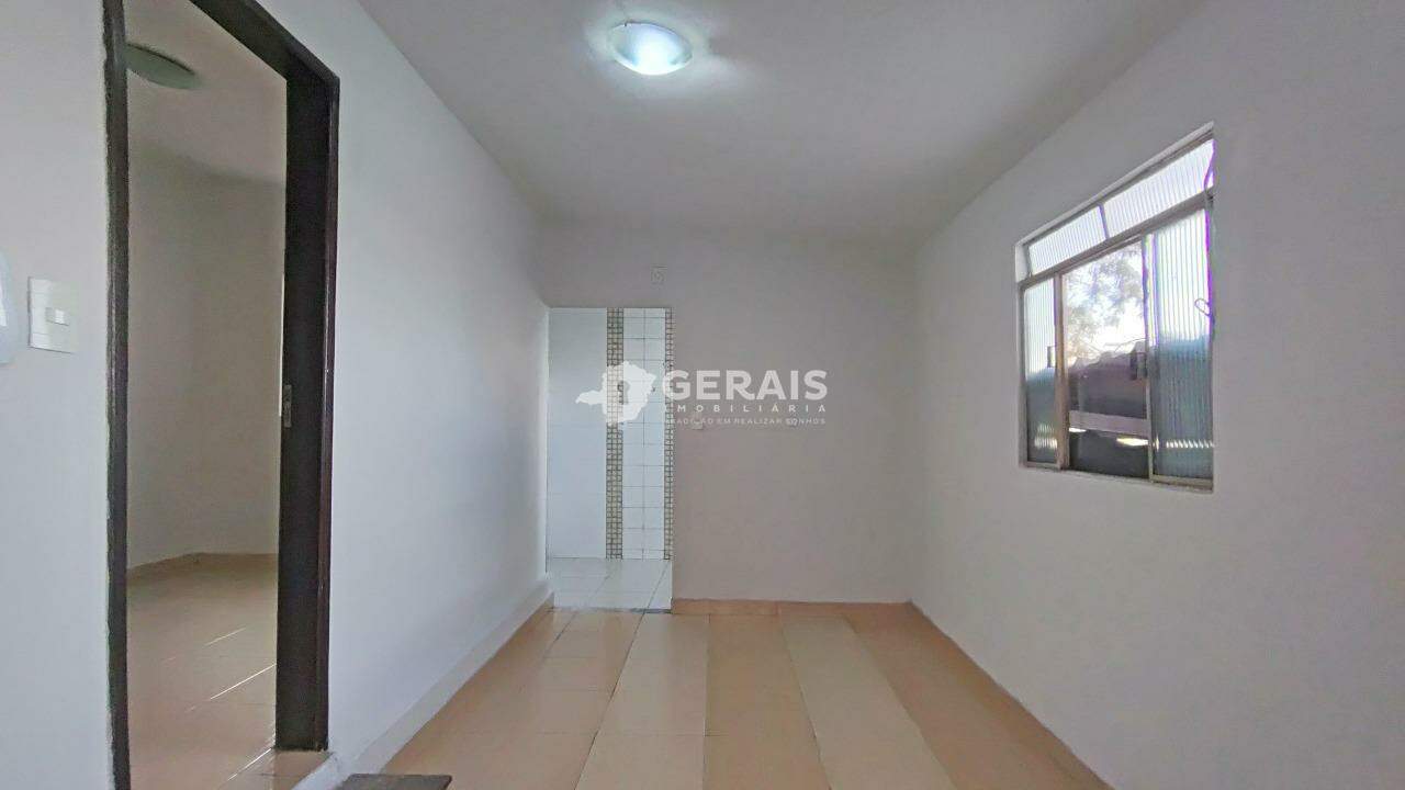 Kitnet para aluguel no SÃO JOSÉ: 03- SALA