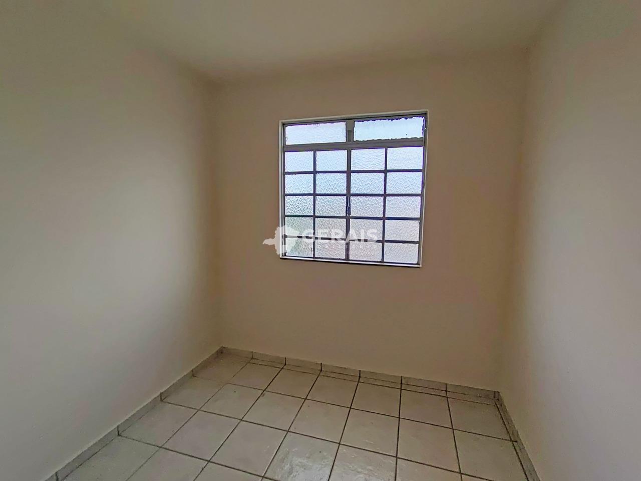 Apartamento para aluguel no DANILO PASSOS: 04 - QUARTO 01